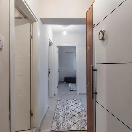 Axis Family House Διαμέρισμα *